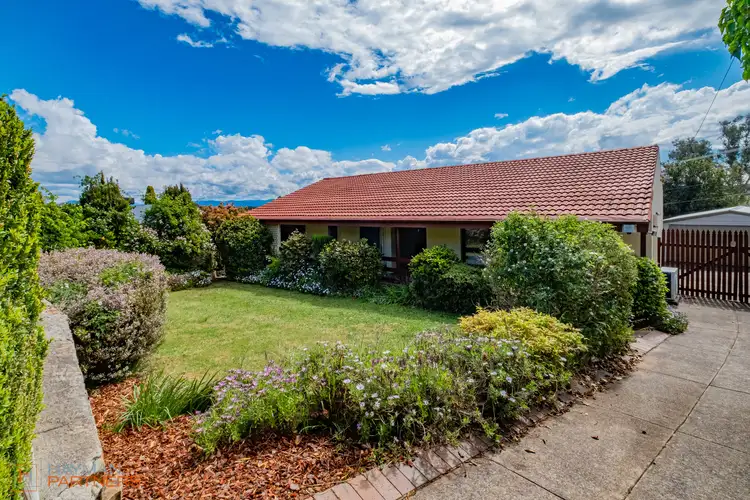 55 Baracchi Crescent, Giralang ACT 2617