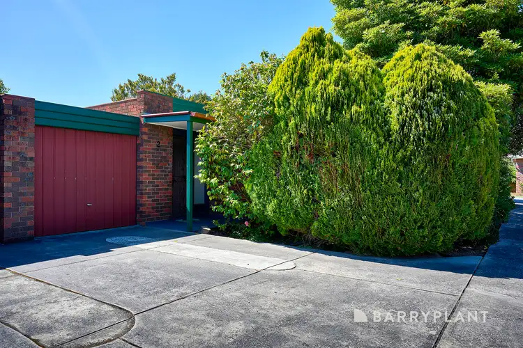 2/16 Elmhurst Road, Bayswater North VIC 3153