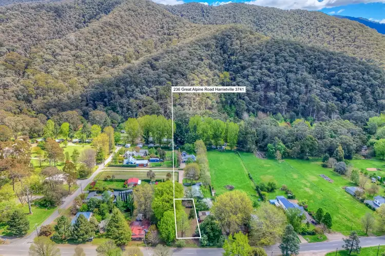 236 Great Alpine Road, Harrietville VIC 3741