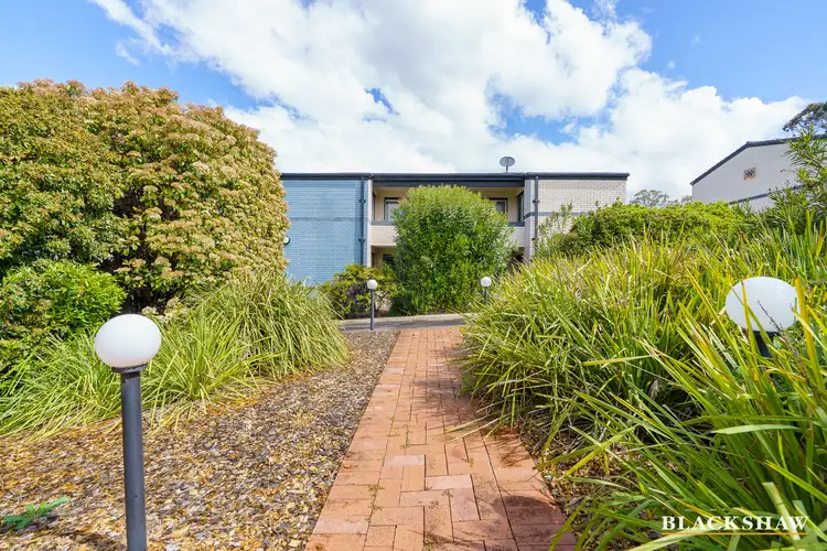 31/58 Bennelong Crescent