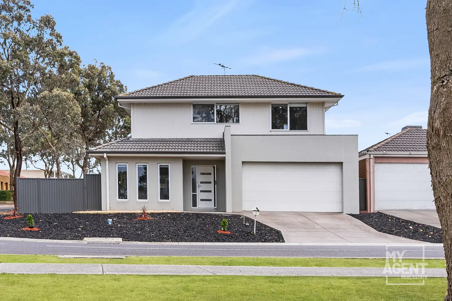 Main view of Homely house listing, 1 Yengo Place, Craigieburn VIC 3064