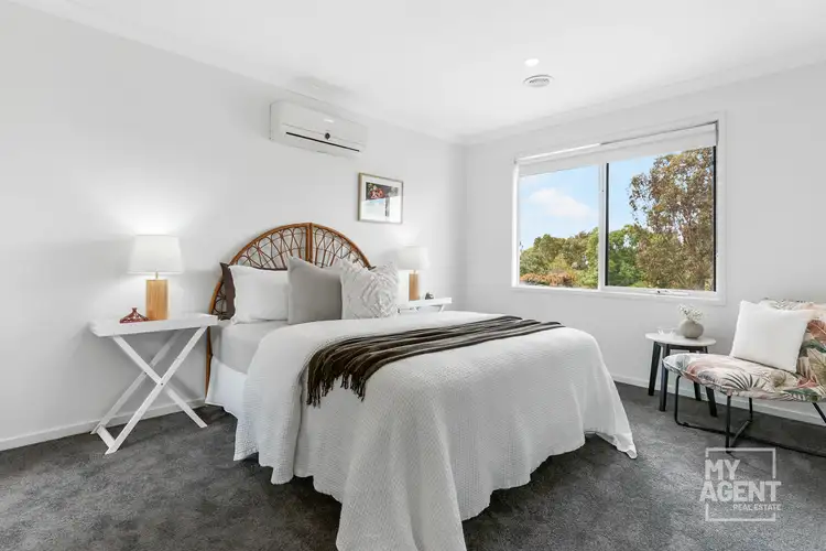 Fifth view of Homely house listing, 1 Yengo Place, Craigieburn VIC 3064