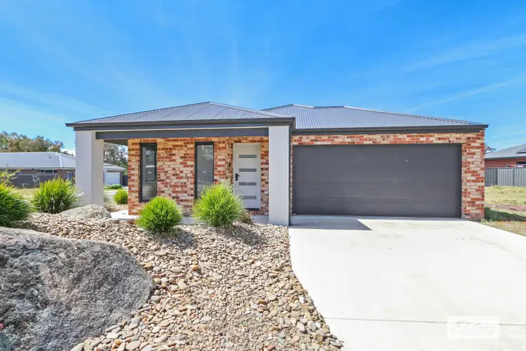 54 Ledbury Circuit, West Wodonga VIC 3690