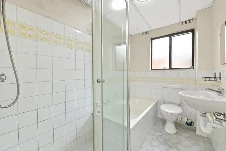 Fourth view of Homely apartment listing, 3/31 Meadow Crescent, Meadowbank NSW 2114