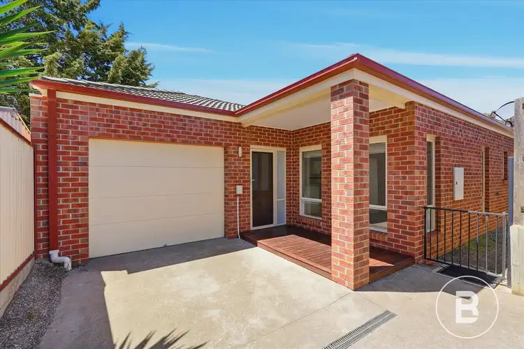 2/72 Halletts Way, Bacchus Marsh VIC 3340