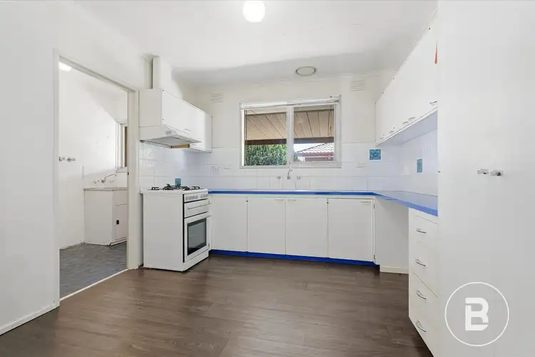 Fifth view of Homely unit listing, 2/10 Mitchell Court, Darley VIC 3340
