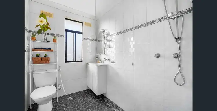 241 Hoxton Park Road, Cartwright NSW 2168