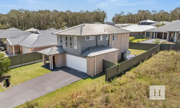 15 Stanhope Crescent, Wadalba NSW 2259