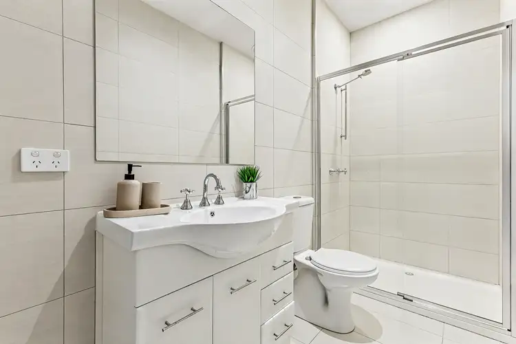 Sixth view of Homely apartment listing, 8/1422 Centre Road, Clayton South VIC 3169