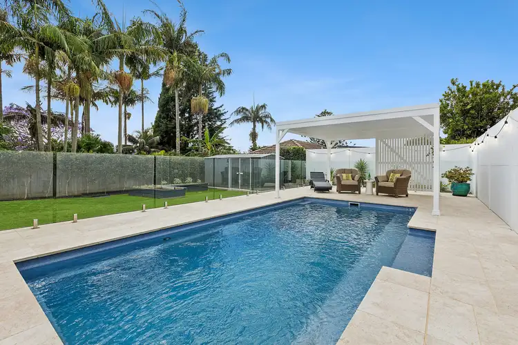 33 Nimbey Avenue, Narraweena NSW 2099