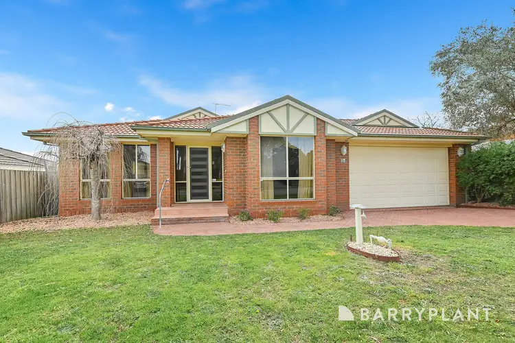 11 Tralee Circuit, Narre Warren VIC 3805
