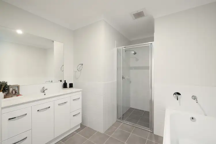 Fifth view of Homely house listing, 1/29 Gregory Roads, Lochinvar NSW 2321