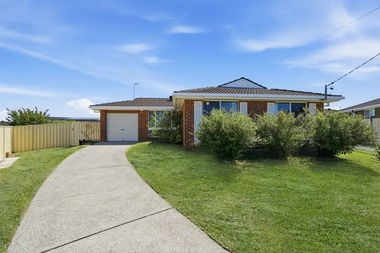 1 Scarborough Place, Bateau Bay NSW 2261