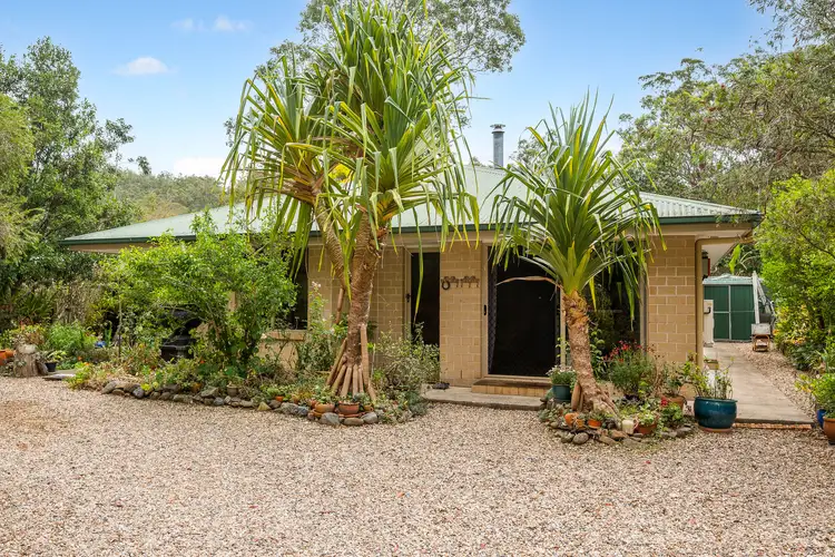 165 Woodward Road, Armstrong Creek QLD 4520