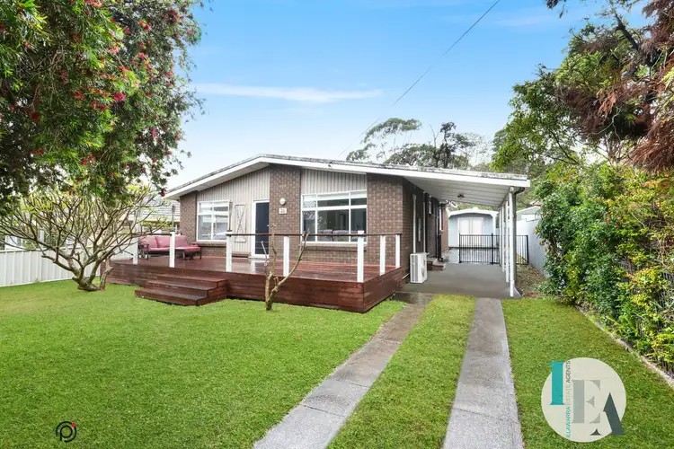50 The Esplanade, Oak Flats NSW 2529