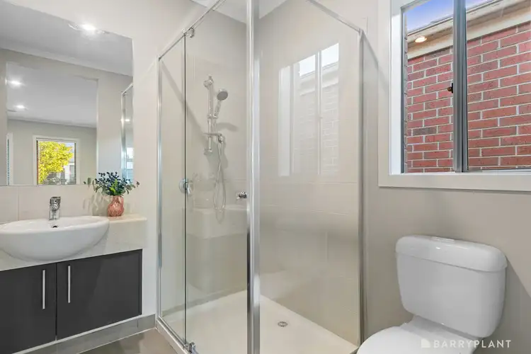 Sixth view of Homely house listing, 11 Everly Circuit, Pakenham VIC 3810