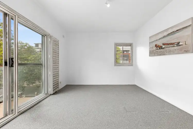 Second view of Homely apartment listing, 5/20 Pacific Parade, Dee Why NSW 2099