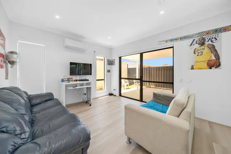 Sixth view of Homely house listing, 1 Mahonia Way, Forrestfield WA 6058