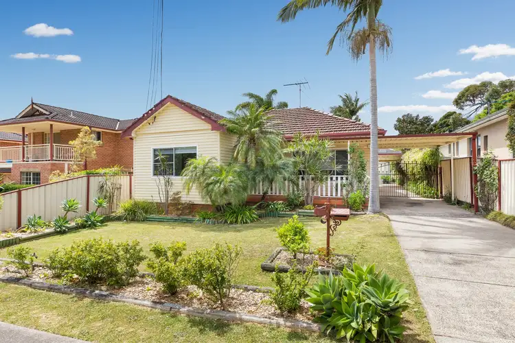 90 Manchester Road, Gymea NSW 2227