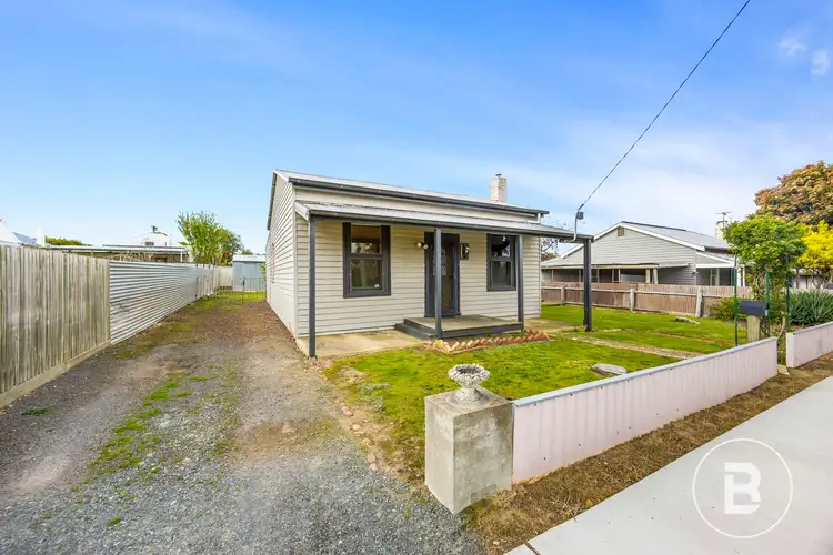 9 Ford Street, Ararat VIC 3377