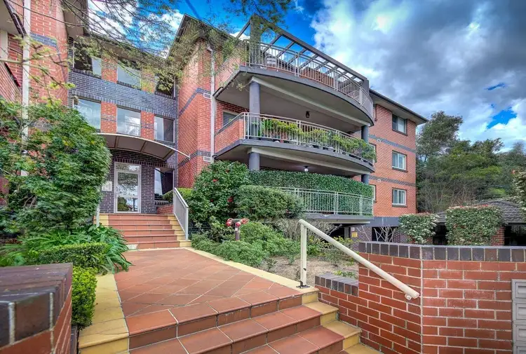3/23-25 Burdett Street, Hornsby NSW 2077