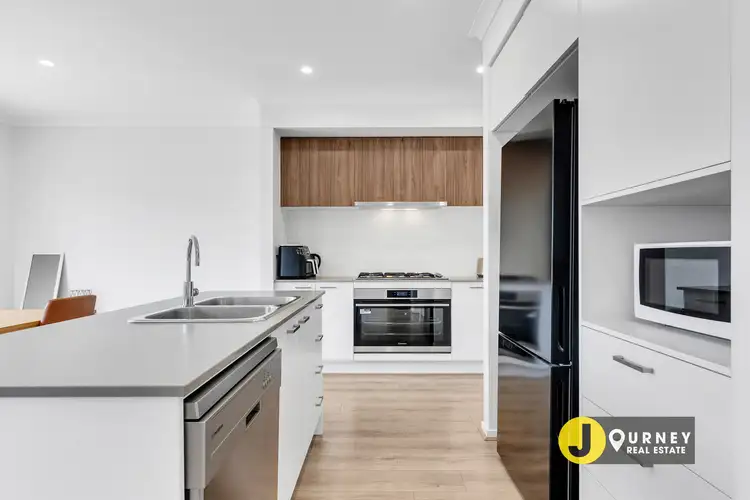 Fifth view of Homely house listing, 121 Carora Circuit, Clyde North VIC 3978