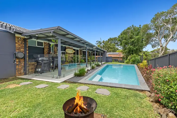 24 Inverness Court, Banora Point NSW 2486