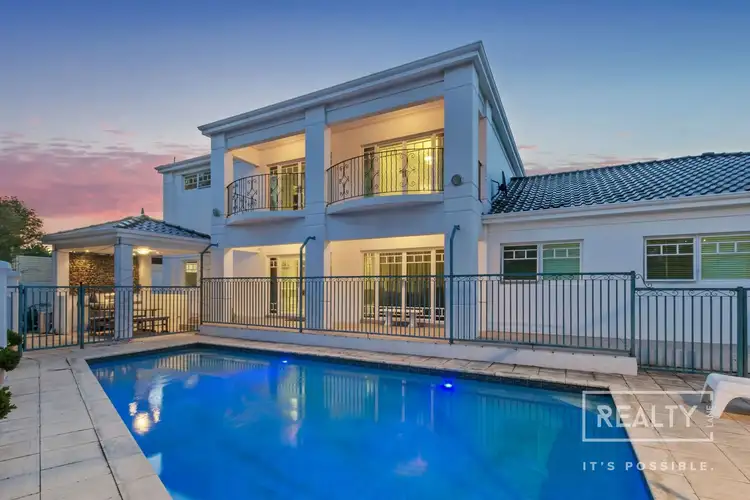 34 Ash Grove, Duncraig WA 6023