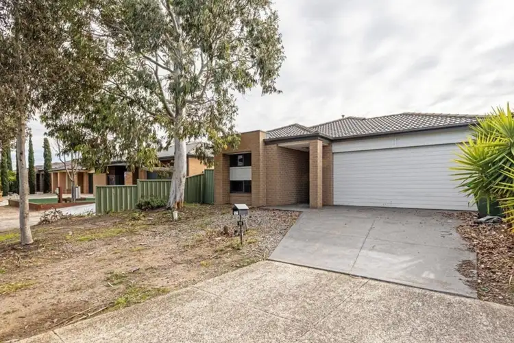10 Barnsbury Road, Wyndham Vale VIC 3024