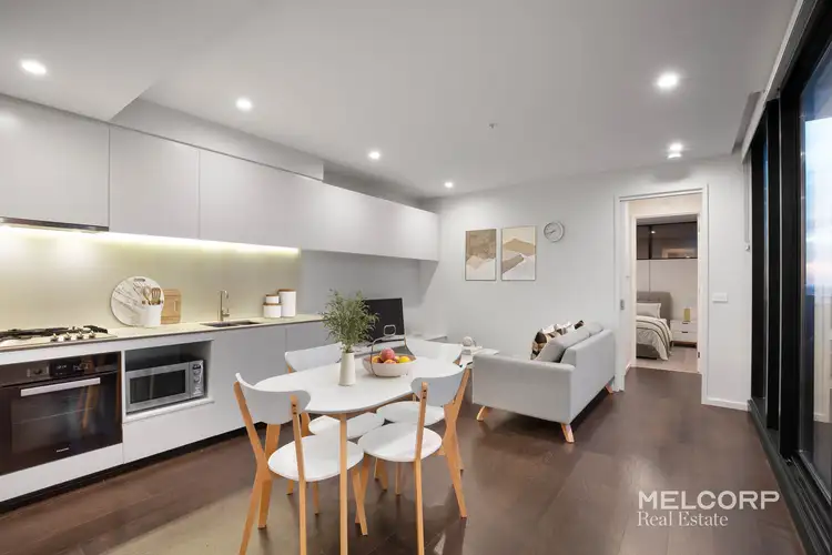 1404/151 Berkeley Street, Melbourne VIC 3000