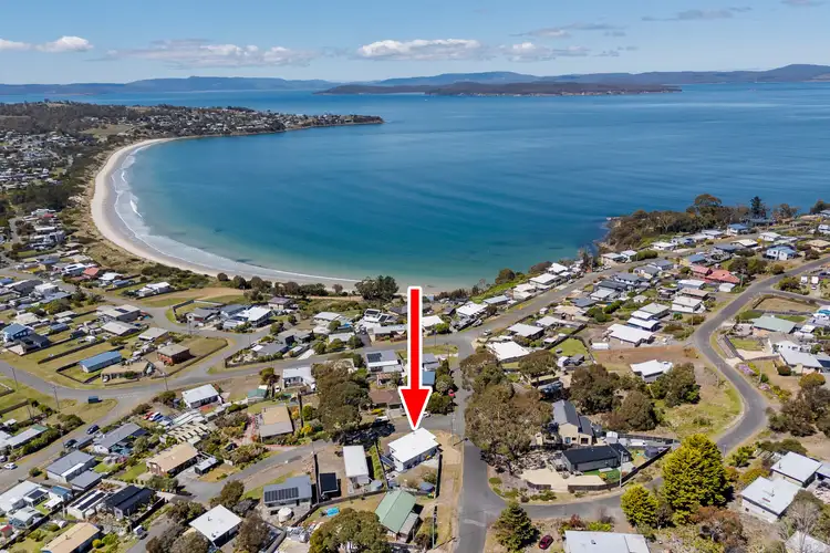 2 Little Falcon Street, Primrose Sands TAS 7173