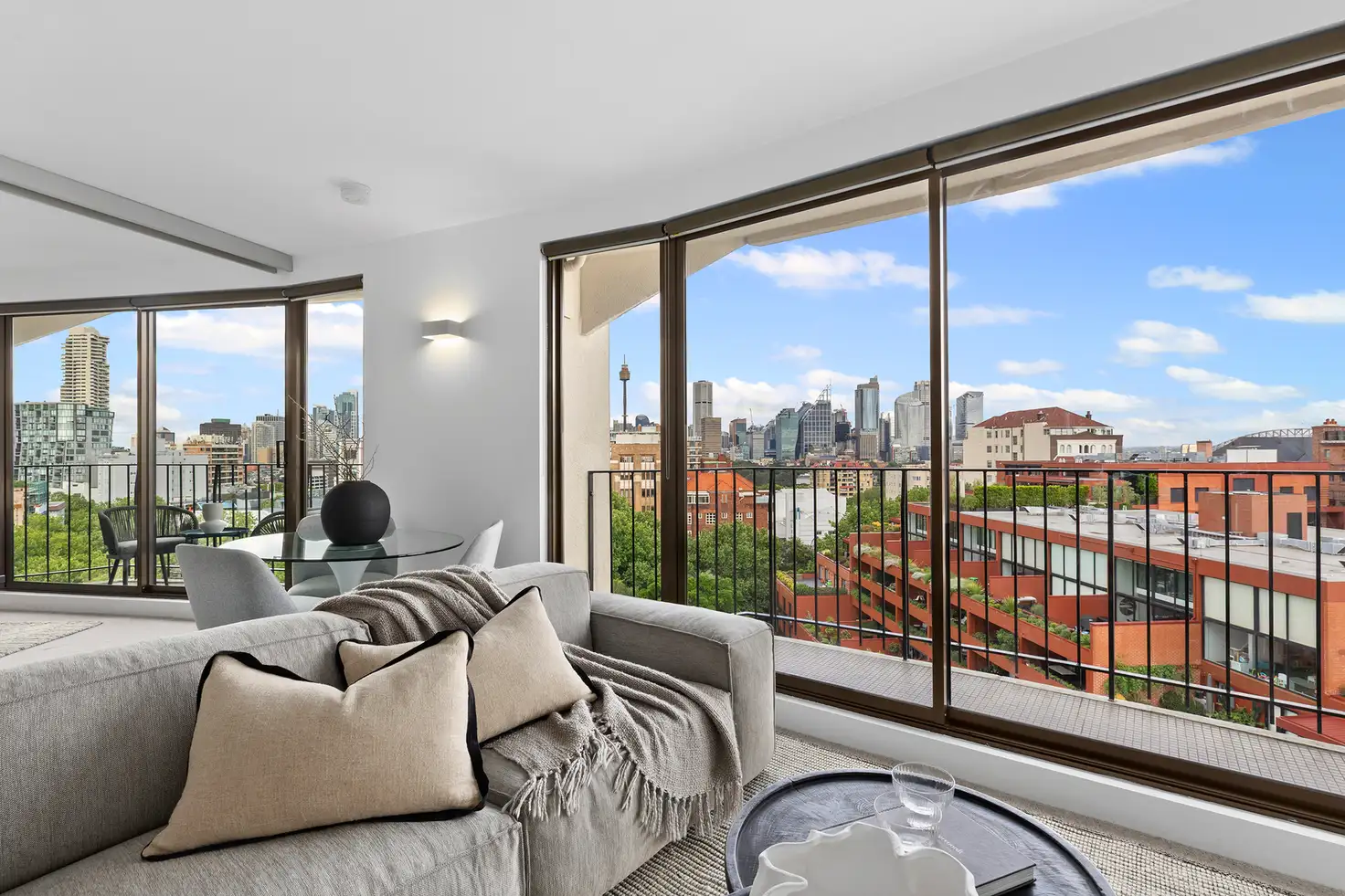 Main view of Homely unit listing, 1104/2 Elizabeth Bay Road, Elizabeth Bay NSW 2011