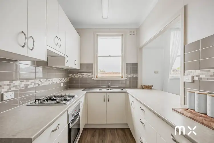 18 Tresnan Street, Unanderra NSW 2526