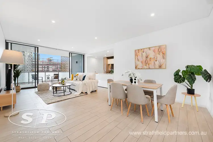 454/1D Burroway Road