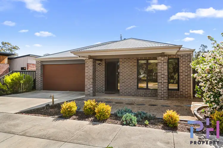 27 Coomoora Circuit, Strathfieldsaye VIC 3551