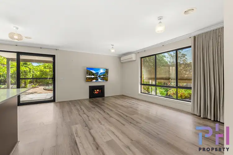 Fifth view of Homely house listing, 27 Coomoora Circuit, Strathfieldsaye VIC 3551