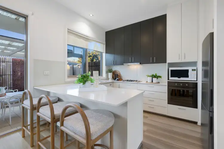 Sixth view of Homely townhouse listing, 3/393 Nepean Highway, Mordialloc VIC 3195