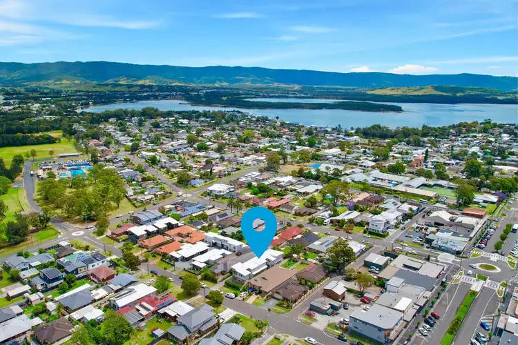 2/60 Kingston Street, Oak Flats NSW 2529