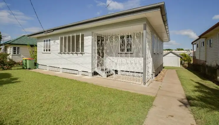 25 Pemberton Street, Booval QLD 4304