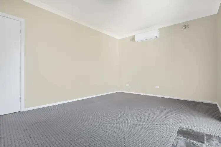 Third view of Homely house listing, 2/68 St Johns Avenue, Mangerton NSW 2500