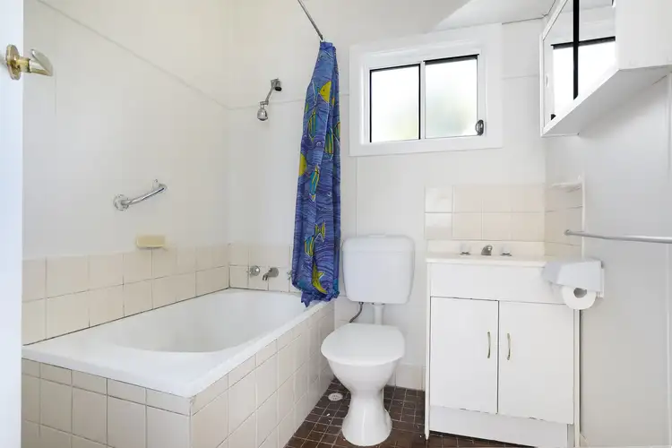 Fifth view of Homely house listing, 2/68 St Johns Avenue, Mangerton NSW 2500