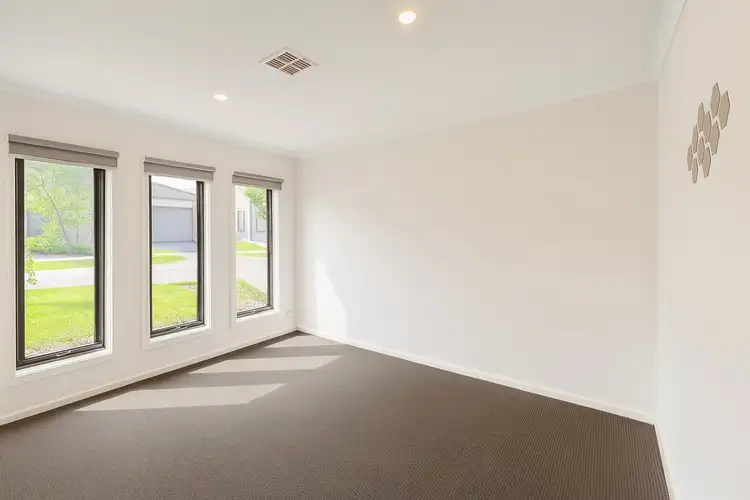 Third view of Homely house listing, 4 Mission Court, Lynbrook VIC 3975