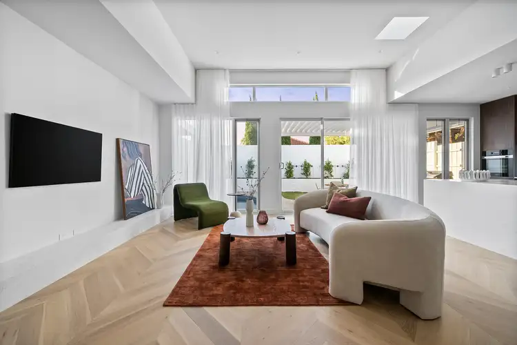 Fifth view of Homely house listing, 32 Dublin Avenue, Strathmore VIC 3041