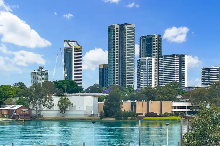 1112/100 Belmore Street