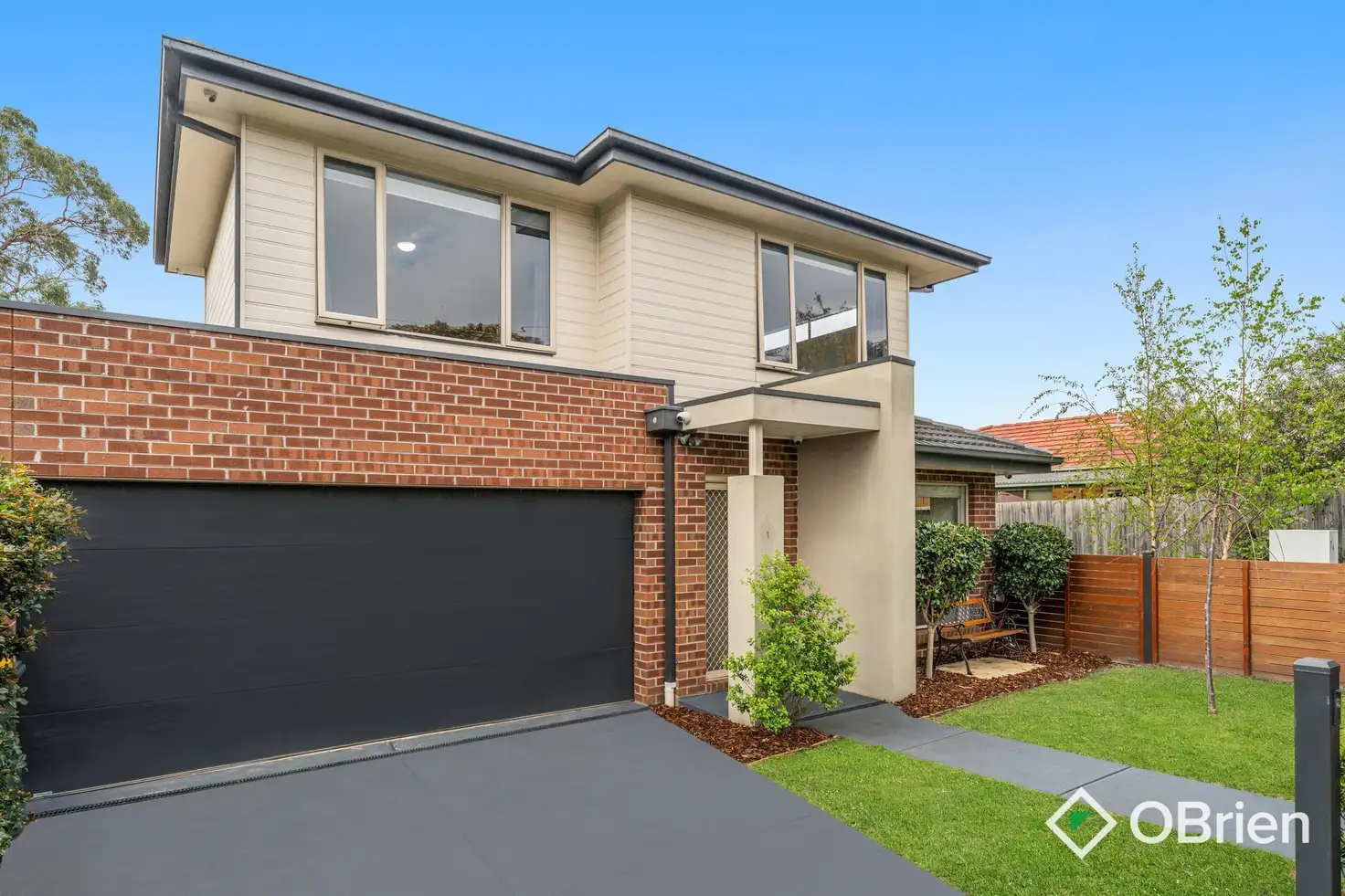 Main view of Homely townhouse listing, 1/1A Reservoir Road, Frankston VIC 3199