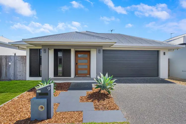 9 Charleston Way, Smithfield QLD 4878