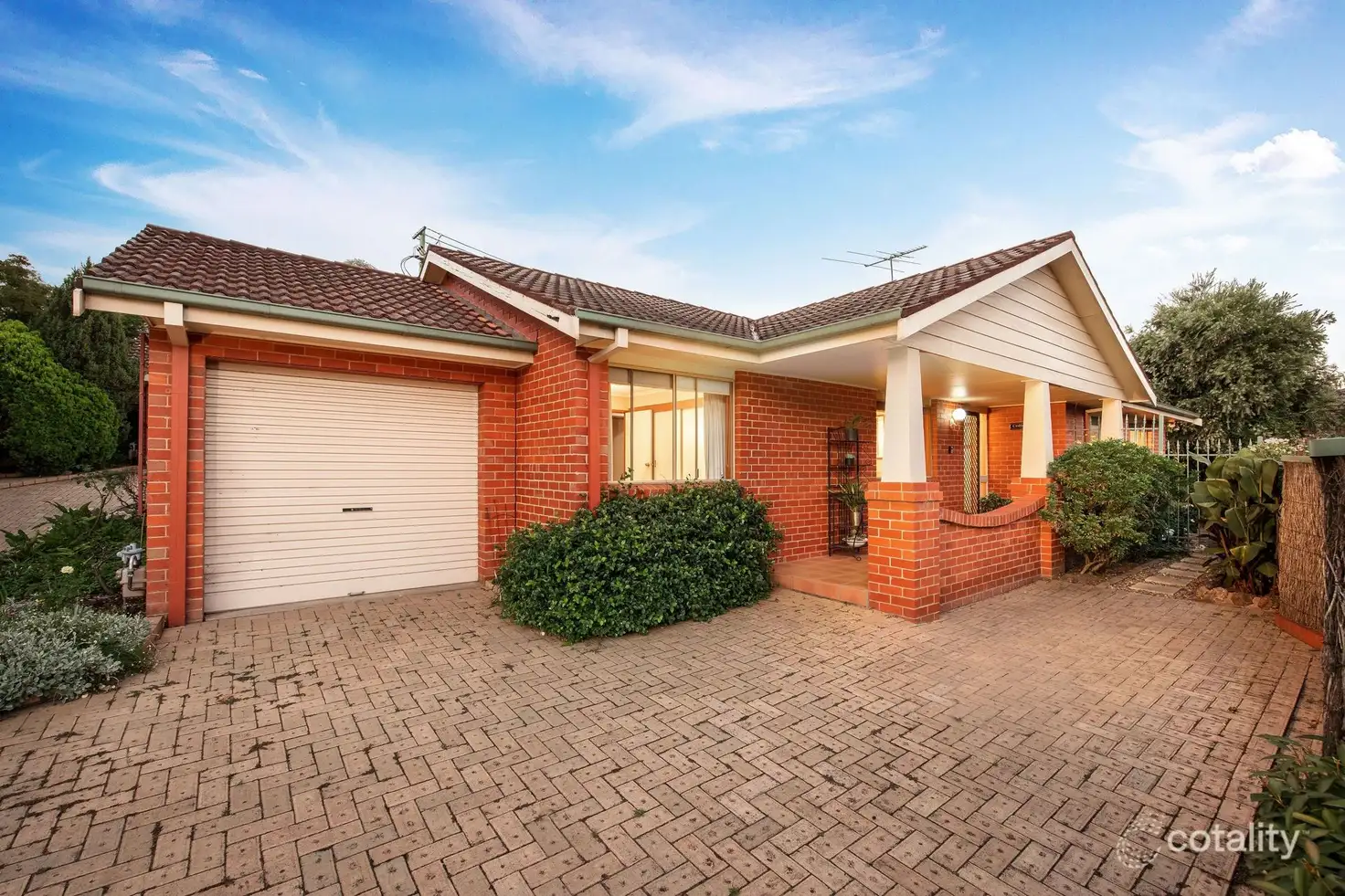 Main view of Homely townhouse listing, 2/584 Thurgoona Street, Albury NSW 2640