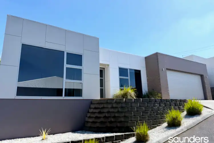 2/161 Alanvale Road, Newnham TAS 7248