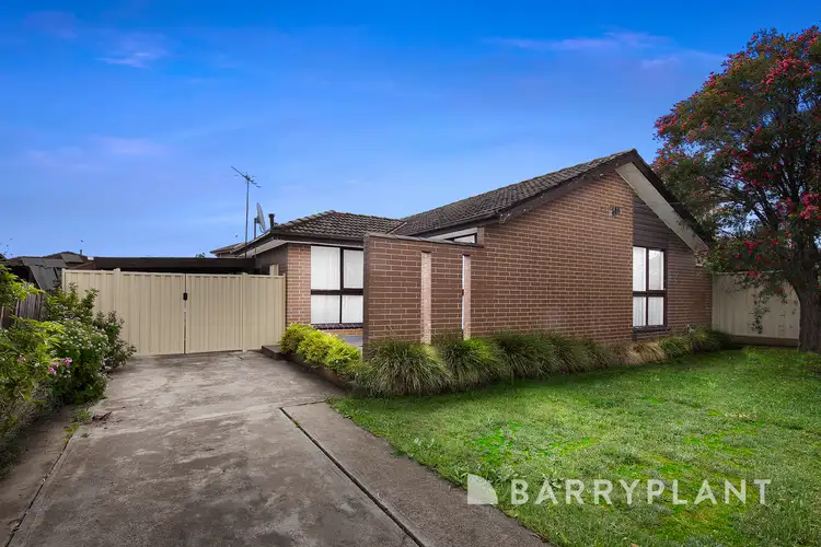 23 Novara Parade, St Albans VIC 3021