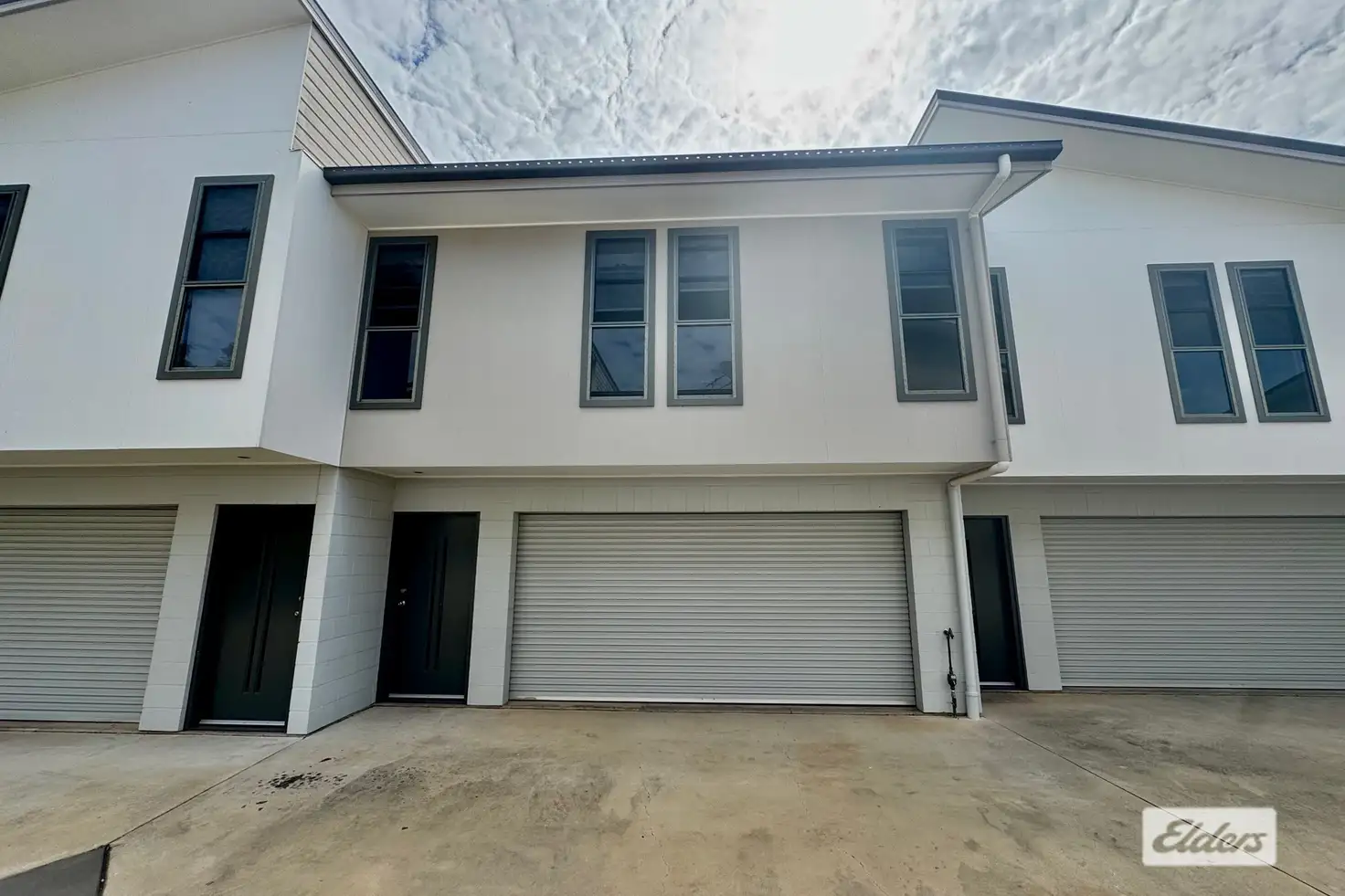 Main view of Homely townhouse listing, 5/9 Cypress Drive, Emerald QLD 4720